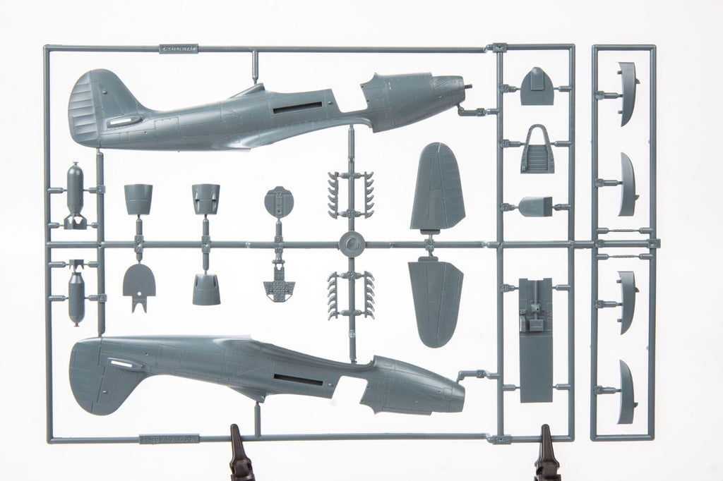 Eduard 1:48 Scale WWII Bell P-39Q Airacobra Weekend Edition Plastic Kit - 8470