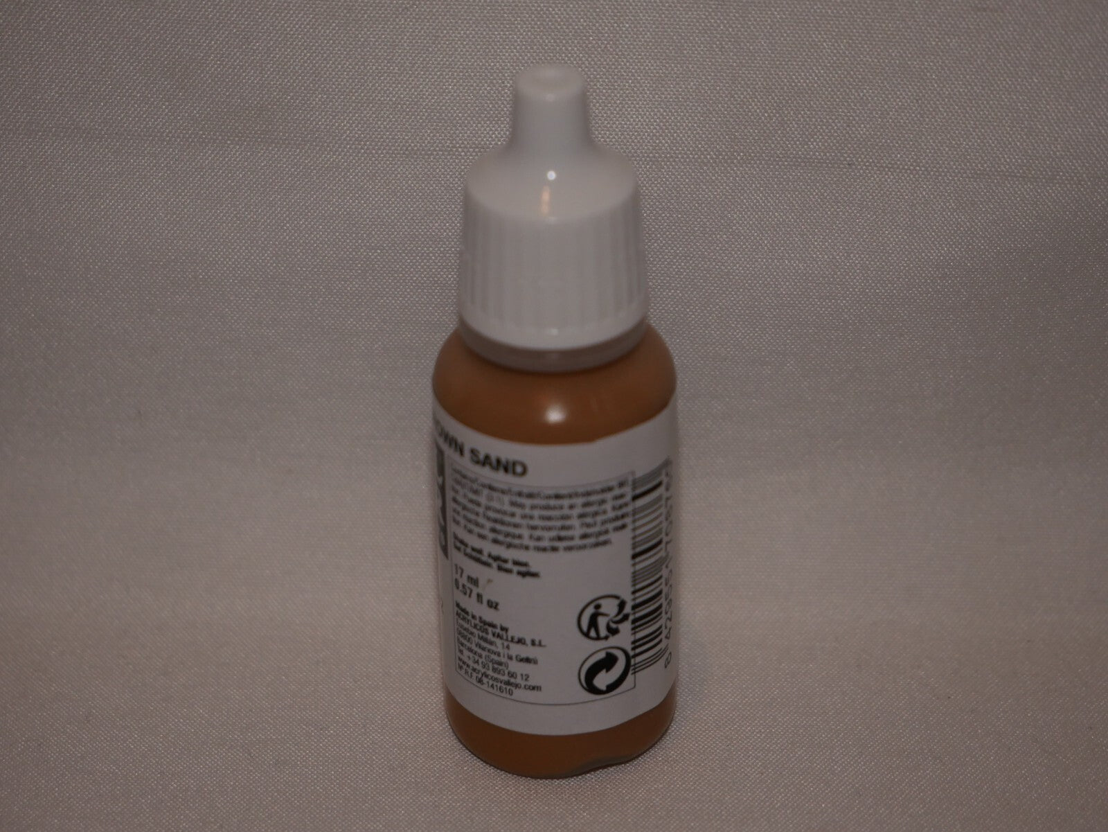 Vallejo Model Color Brown Sand Acrylic 17ml/0.57 fl oz Dropper Bottle - 70.876