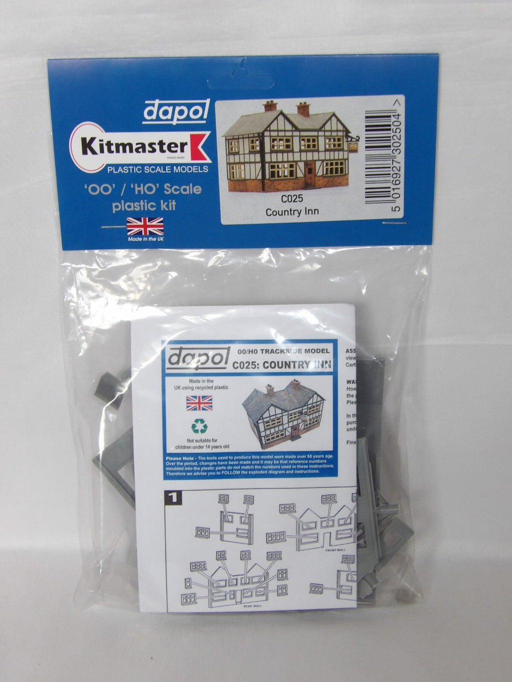 Dapol Kitmaster  "OO/HO" Country Inn C025
