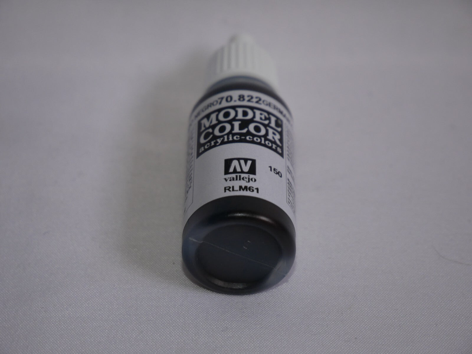 Vallejo Model Color German Camouflage Black Brown Acrylic 17ml Dropper - 70.822