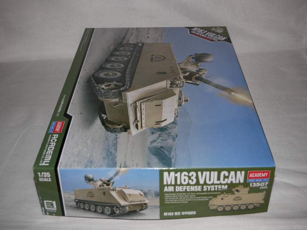 Academy Hobby Model Kits 1:35 M163 Vulcan Air Defense System Level 4 - 13507