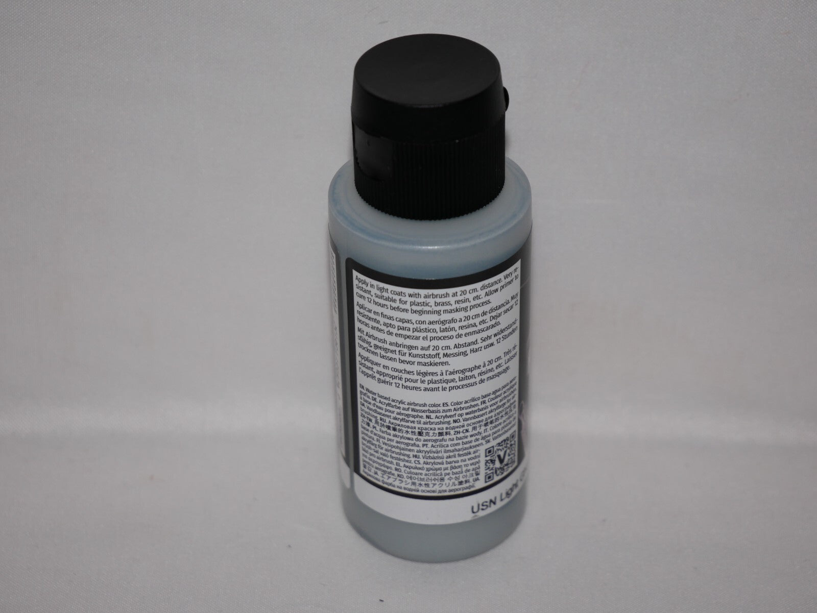 Vallejo Polyurethane Surface Primer USN Light Ghost Grey 60ml Bottle - 73.615