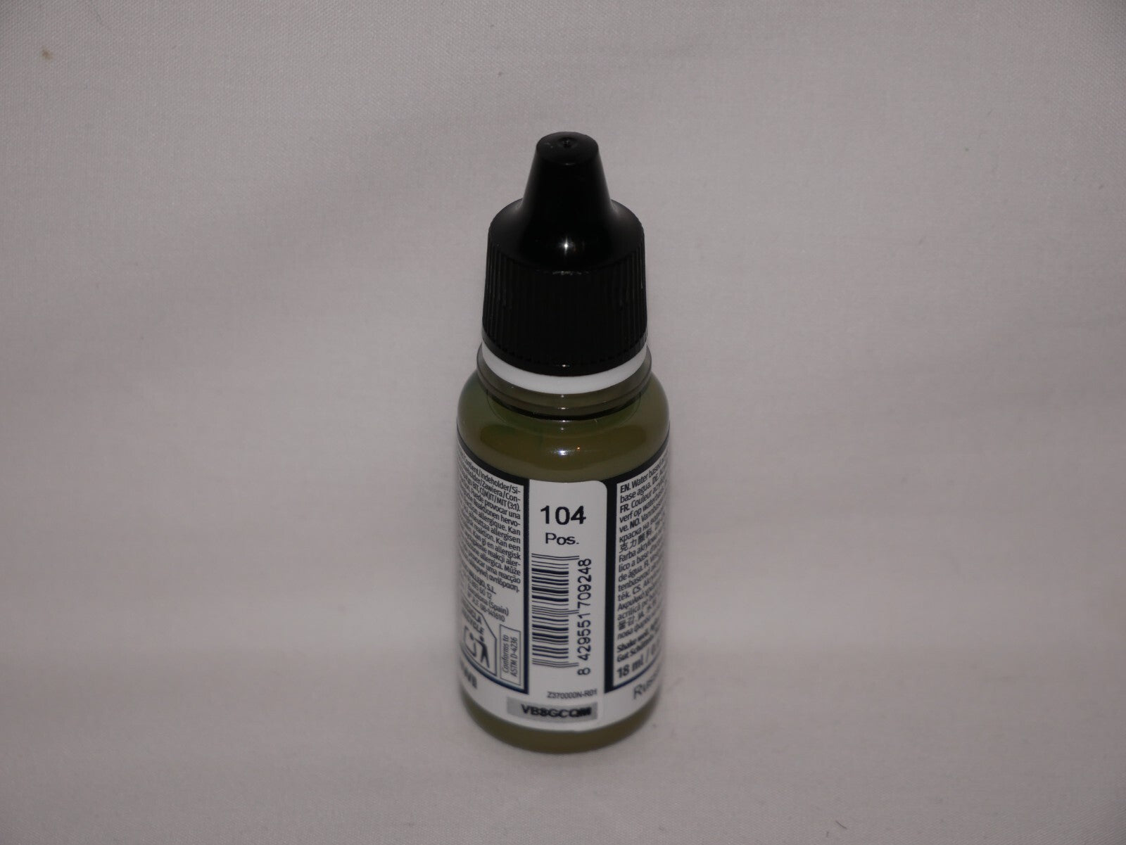 Vallejo Model Color WWII Russian Uniform Acrylic 18ml Dropper Bottle - 70.924