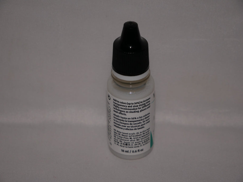 Vallejo Auxiliary Products Glaze Medium 18ml/0.60 fl oz Dropper Bottle - 70.596
