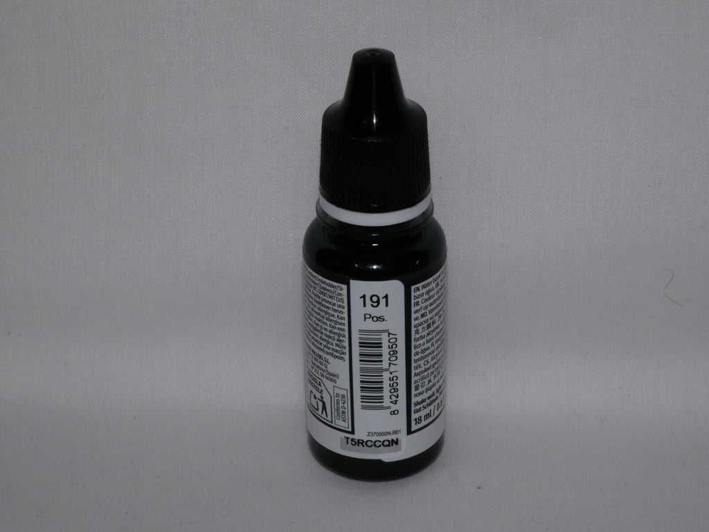 Vallejo Model Color Black Acrylic 18ml/0.6 fl oz Dropper Bottle - 70.950