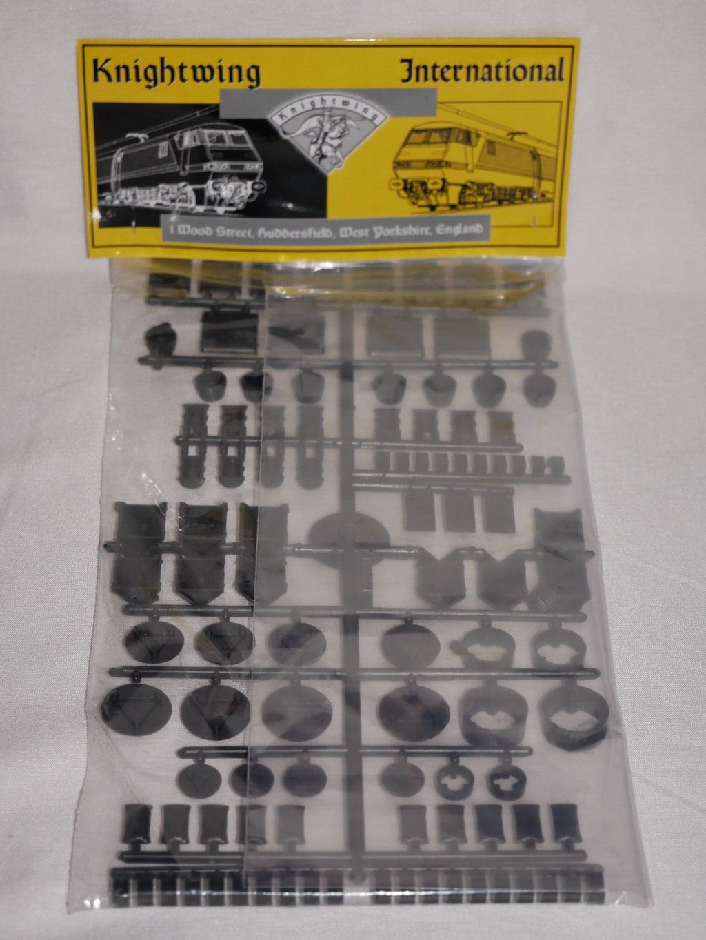 Knightwing Building Kits "OO/HO" Crates, Barrels, Sacks Ect 67 Items - PM101