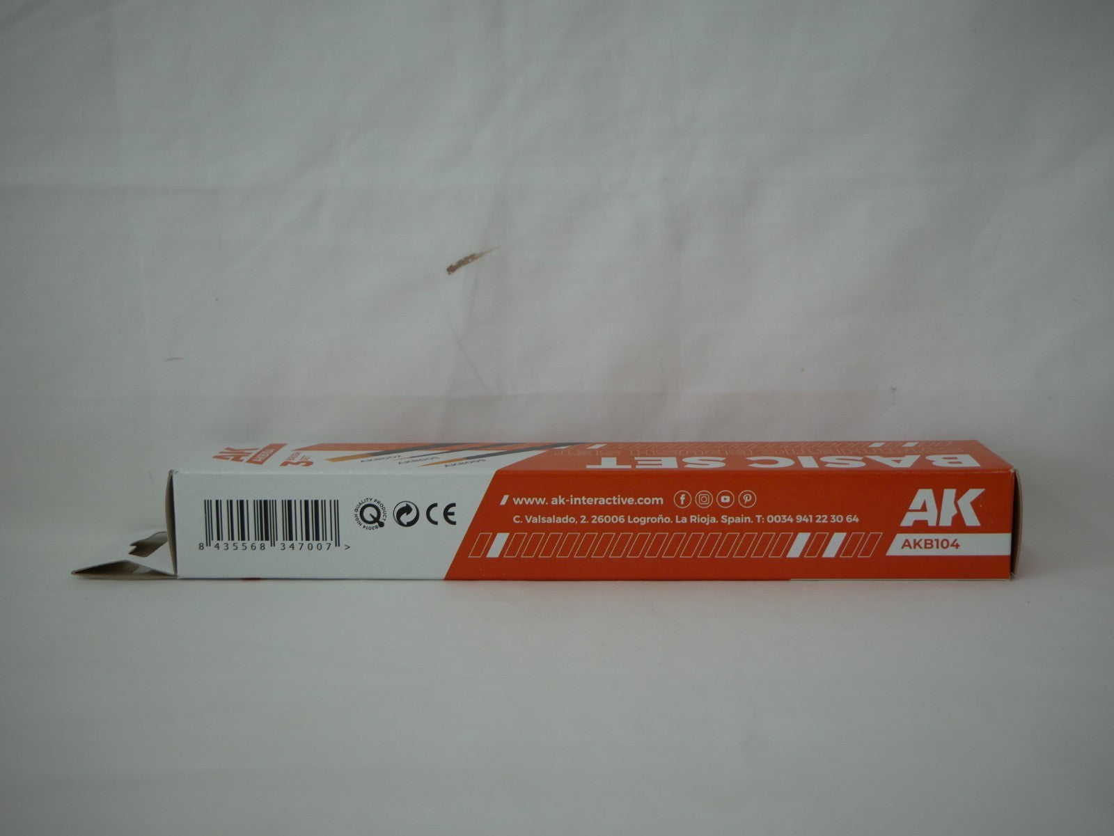AK Interactive Basic Synthetic Hair 3 Piece Miniature Painting Brush Set - AKB104