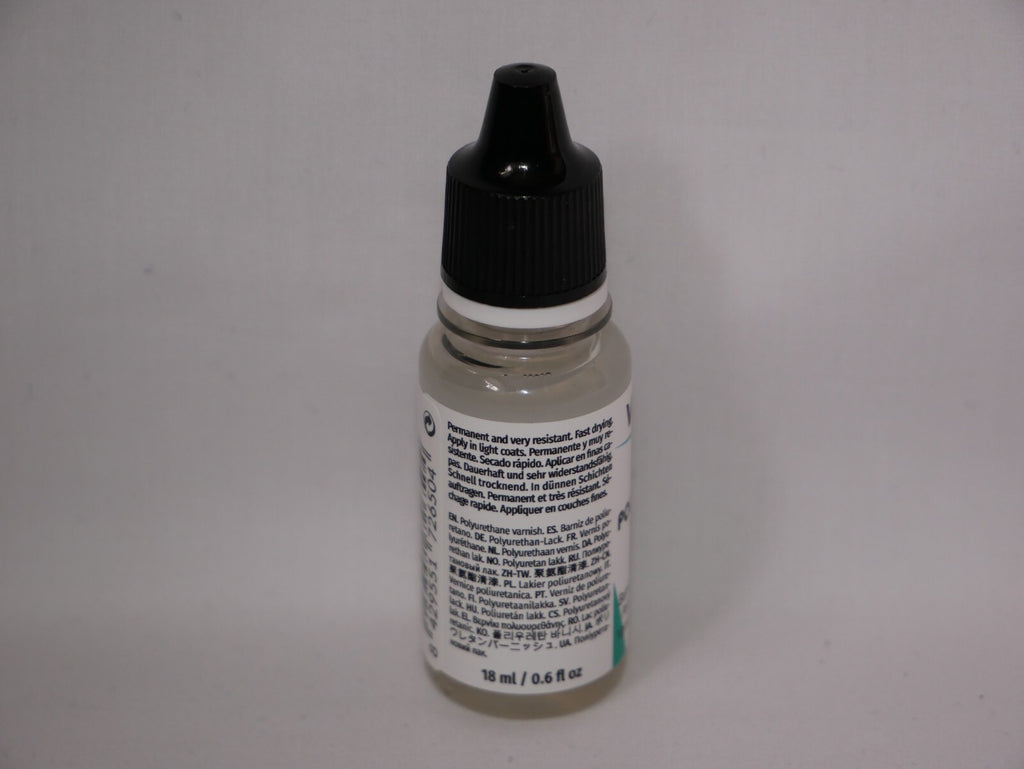 Vallejo Auxiliary Products Gloss Polyurethane Varnish 18ml Dropper Bottle 72.650