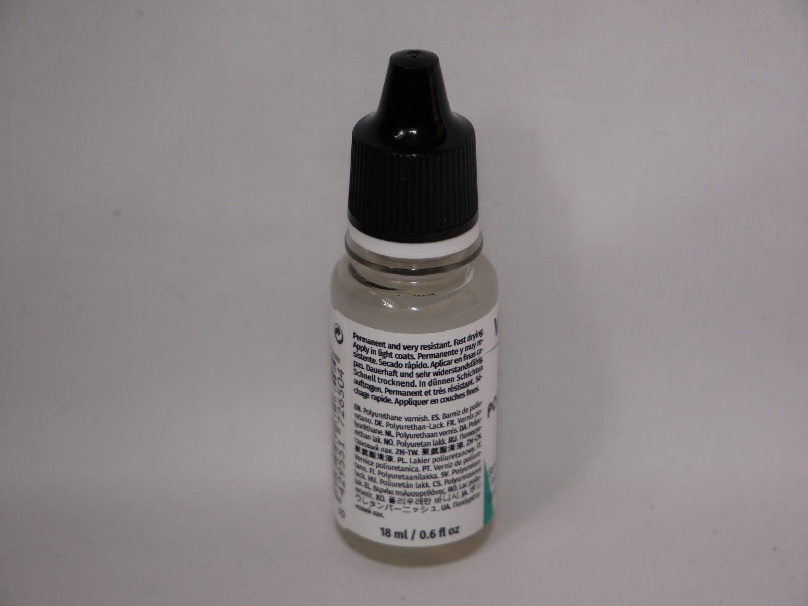 Vallejo Auxiliary Products Gloss Polyurethane Varnish 18ml Dropper Bottle 72.650