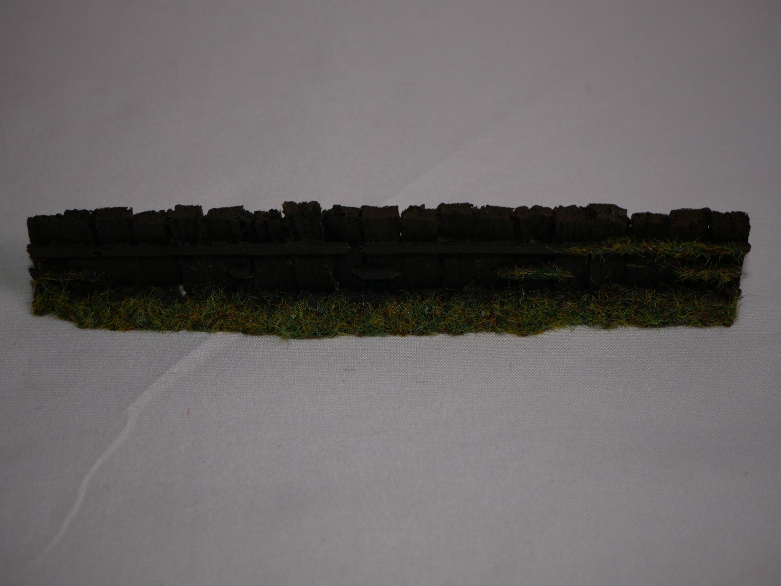 Javis "Countryside" Scenics "OO" Gauge Dark Brown Sleeper Fencing PF9