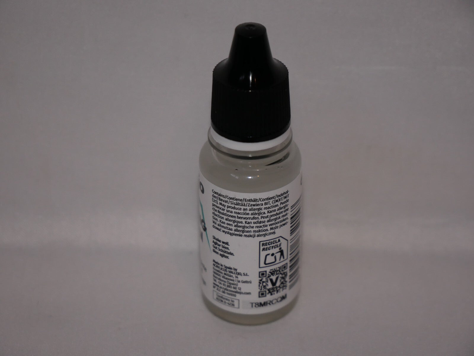 Vallejo Auxiliary Products Chipping Medium 18ml/0.60 fl oz Dropper Bottle 73.214