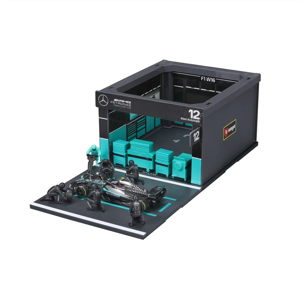 Burago 1:43 Scale Mercedes-AMG Petronas Forumla One Team Pit Pass Diorma Playset - #18-38458A