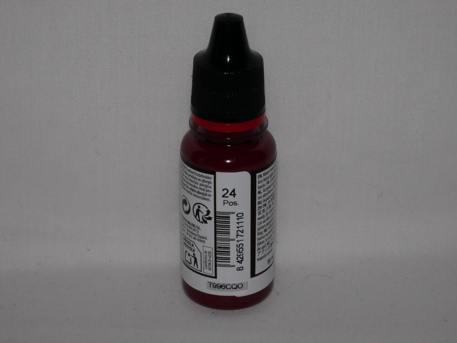 Vallejo Game Color Acrylics Nocturnal Red 18ml/0.6 fl oz Dropper Bottle - 72.111