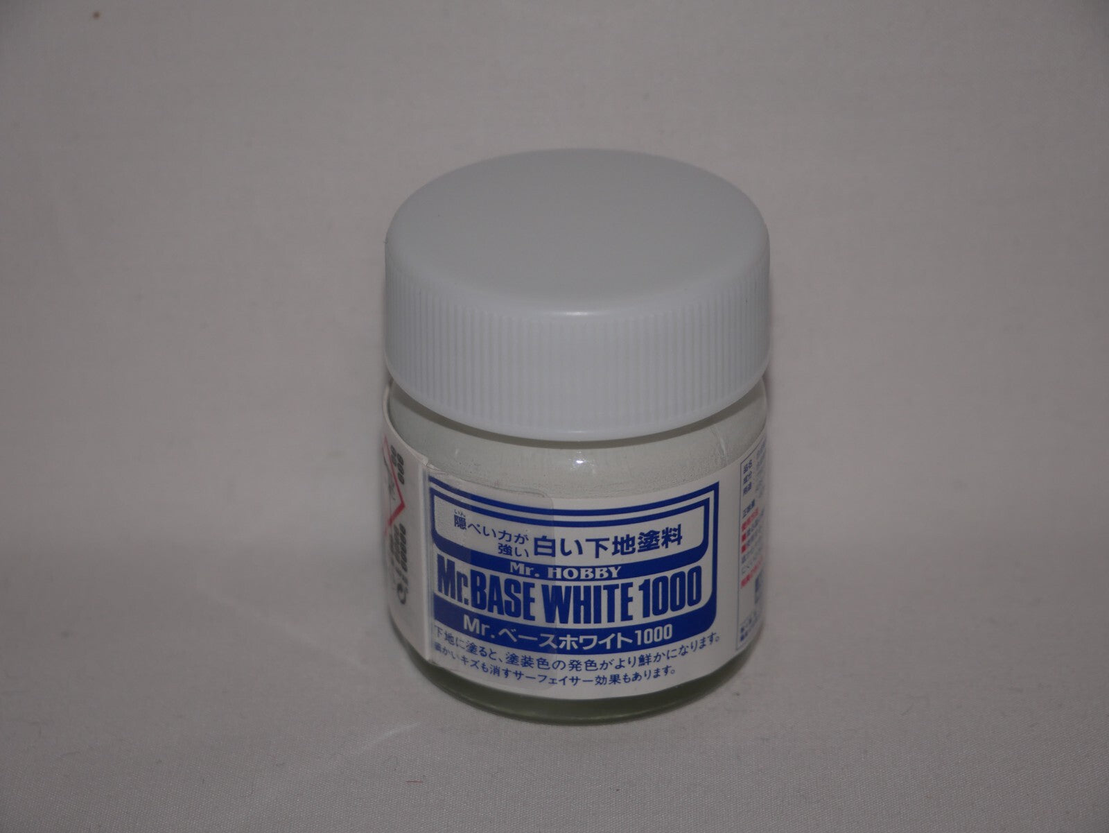 Mr Hobby Mr Base Coat Surfacer 1000 White Model Paint 40ml Glass Bottle - SF-283