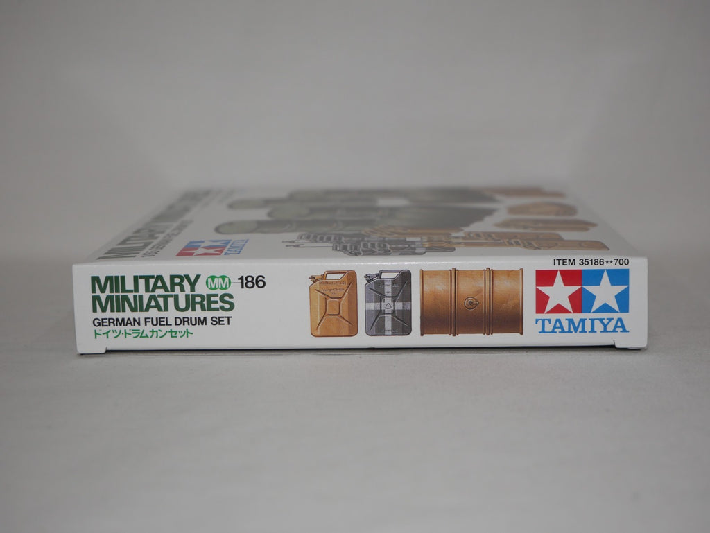 Tamiya Military Miniatures Series No.186 1:35 Scale German Fuel Drum Set - 35186