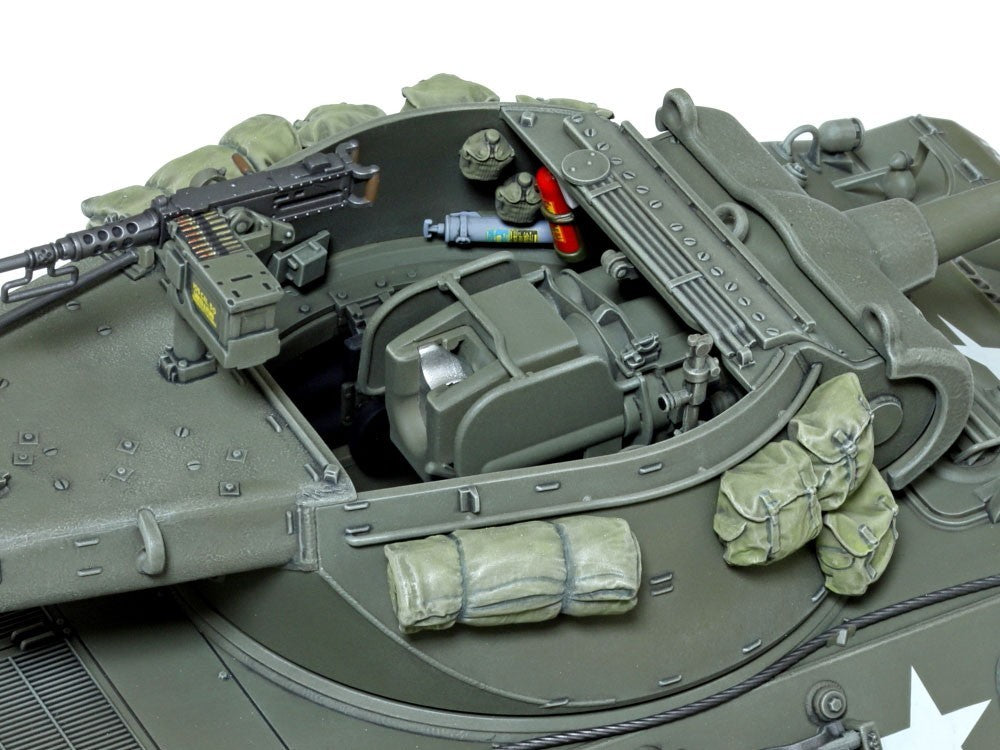 Tamiya 1:35 Scale Military Miniature Series No.390 M36 US Tank Destroyer - 35390