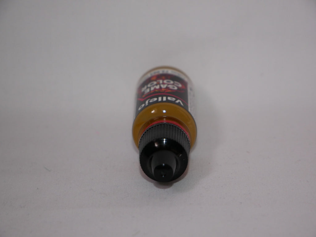 Vallejo Game Color Acrylics Desert Yellow 18ml/0.6 fl oz Dropper Bottle - 72.063