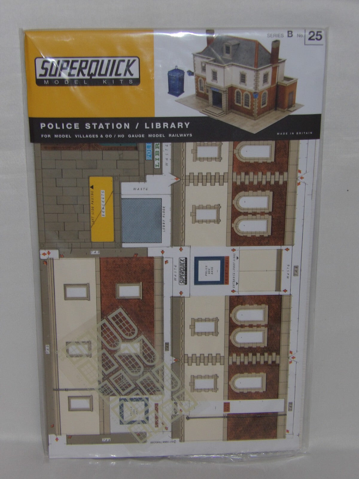 Superquick Model Kits 1:76 Scale Police Statio Or Library Scaled For HO/OO SQB25