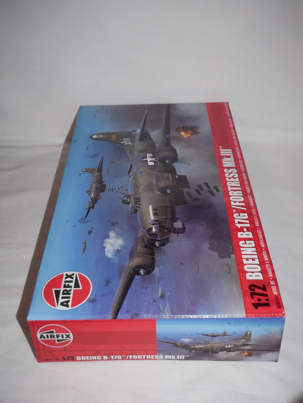 Airfix 1:72 Scale Boeing B-17G Flying Fortress Mk.II Kit Skill Level 3 - A08018A