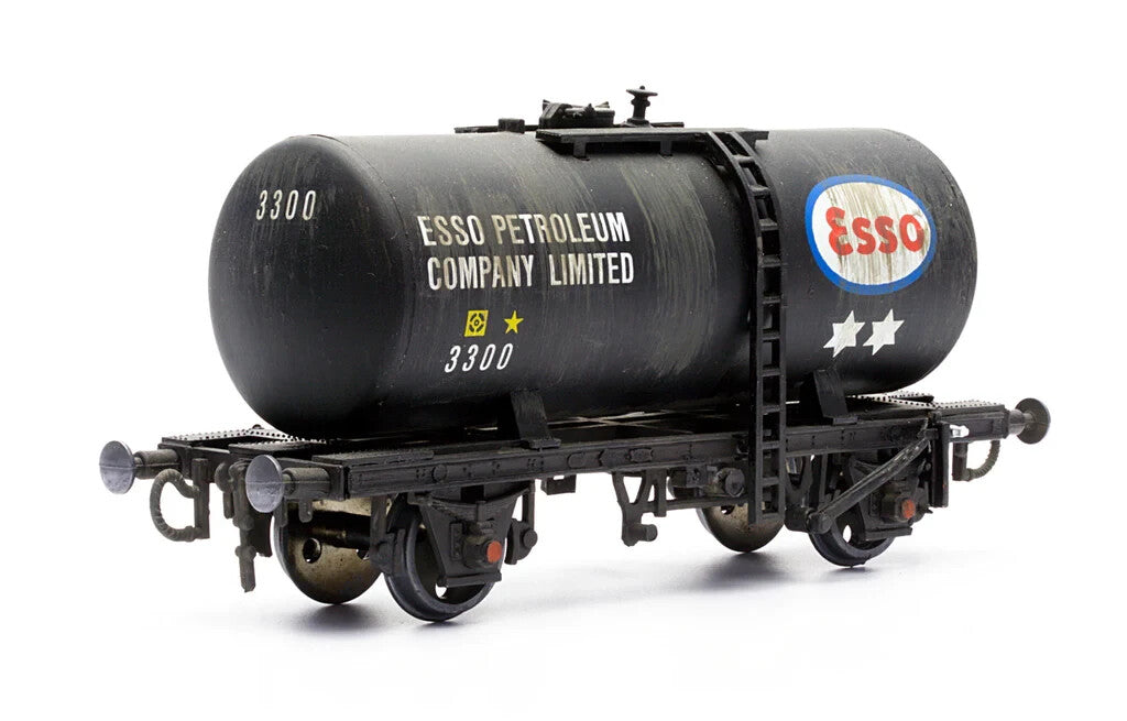Dapol Kitmaster "OO/HO" Class B Tanker Esso C036