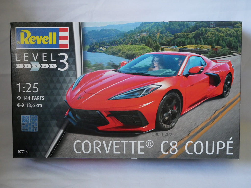 Revell 1:25 Scale Chevrolet Corvette C8 Coupe Sports Car Skill Level 3 - 07714
