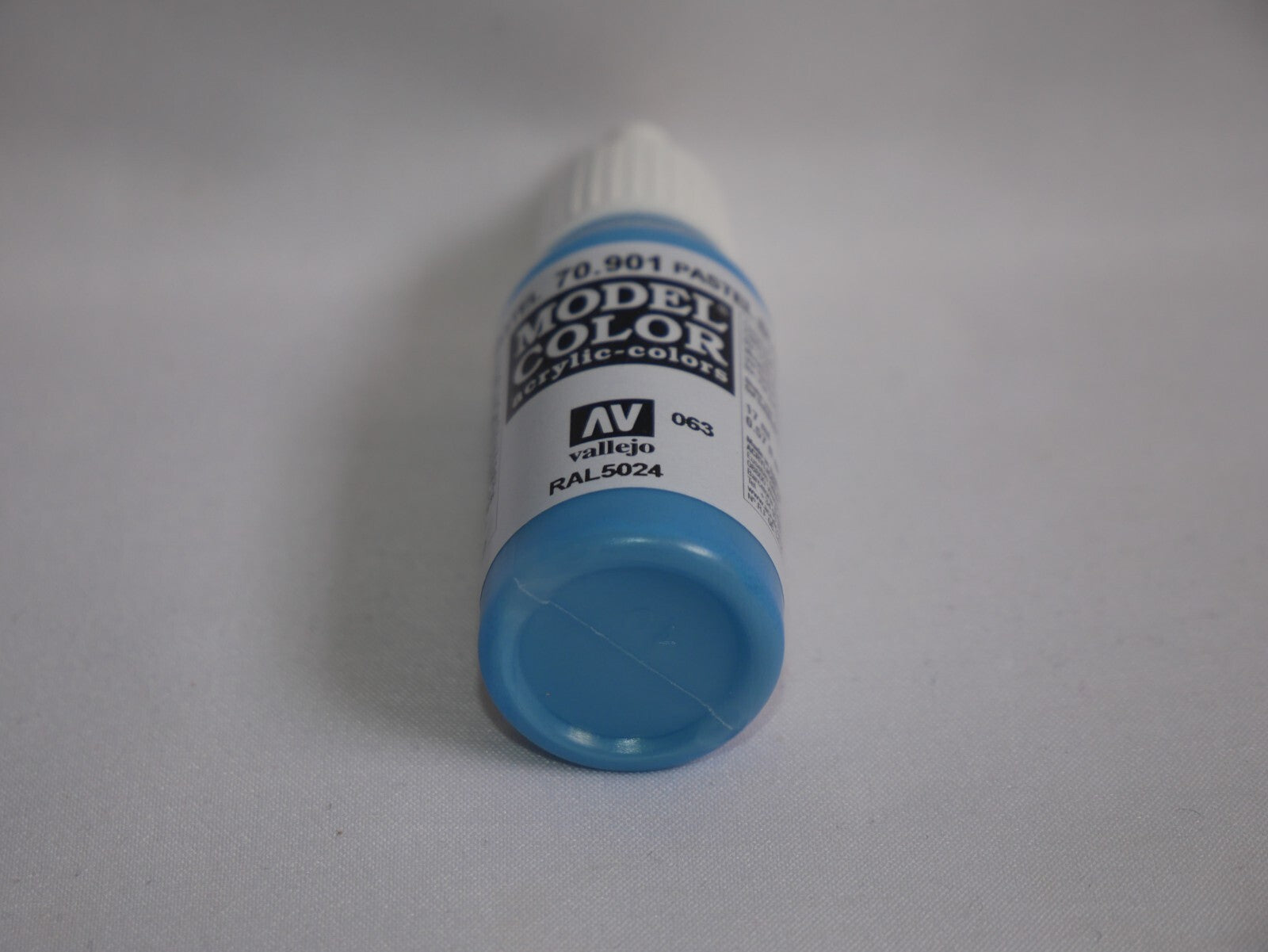 Vallejo Model Color Pastel Blue Acrylic 17ml/0.57 fl oz Dropper Bottle - 70.901