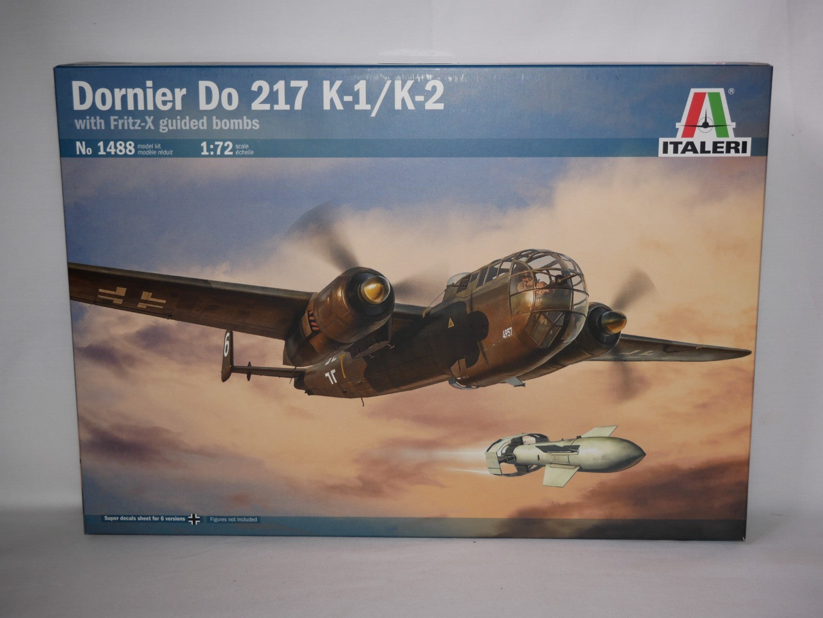 Italeri 1:72 Scale Dornier Do 217 K-1/K-2 Bomber With Fritz-X Guided Bombs - 1488