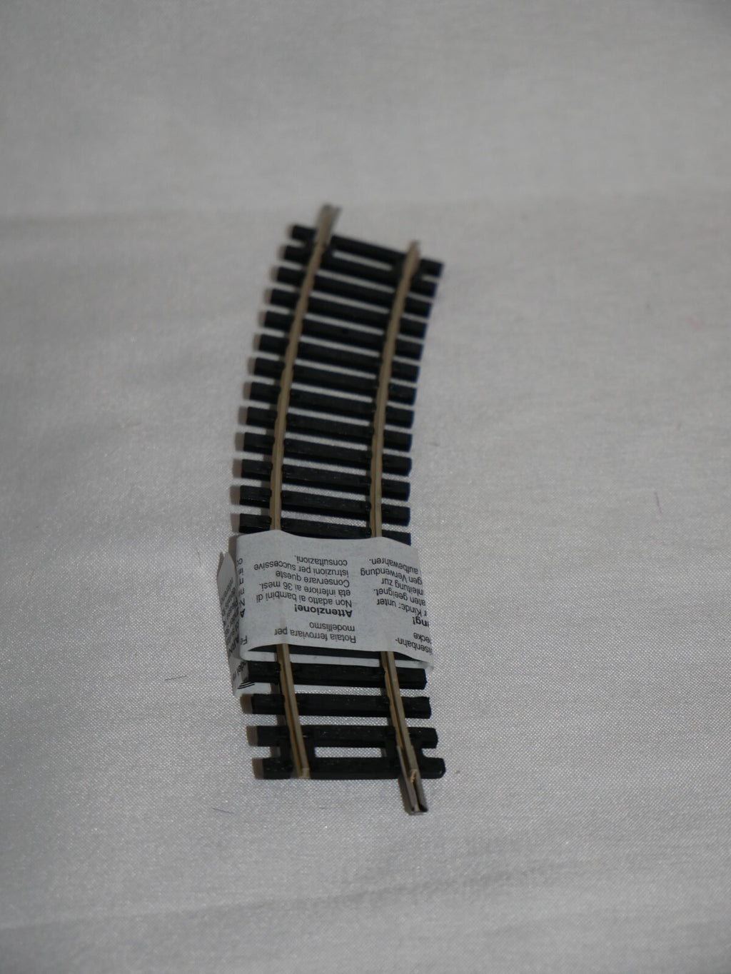 Hornby 1:76 Model Railway Track Single Piece 1st Radius Standard Curve Arc R604