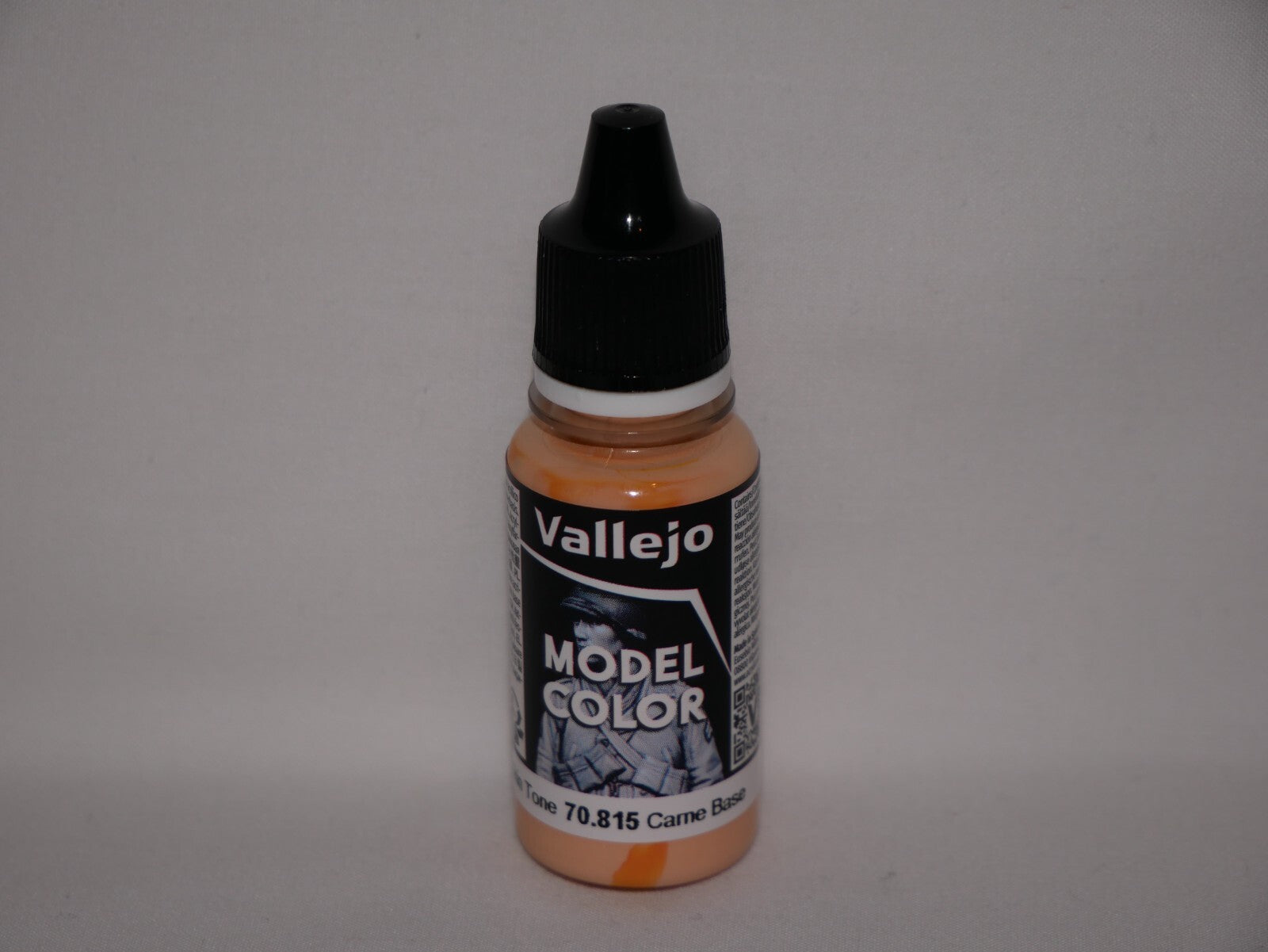 Vallejo Model Color Range Basic Skin Tone Acrylic 18ml Dropper Bottle - 70.815