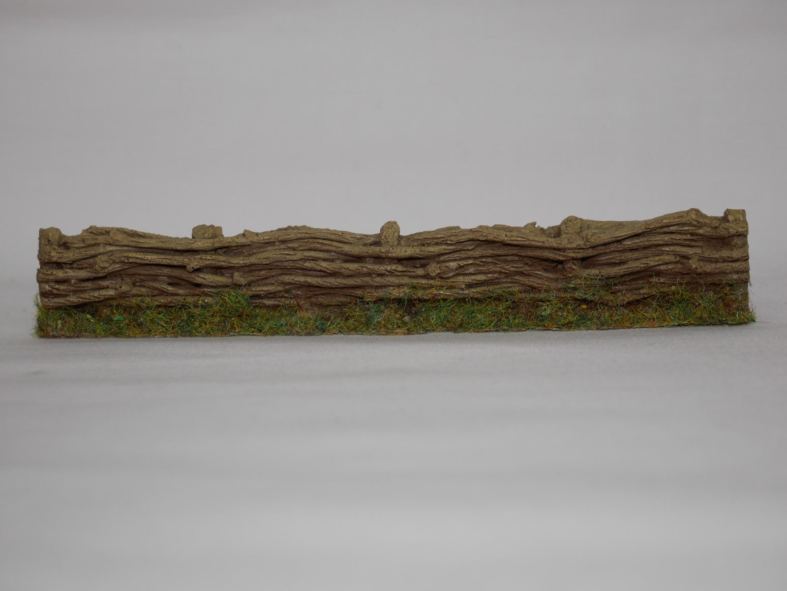 Javis Manufacturing Ltd Countryside Scenics "OO" Gauge Resin Wicker Fence - PF15