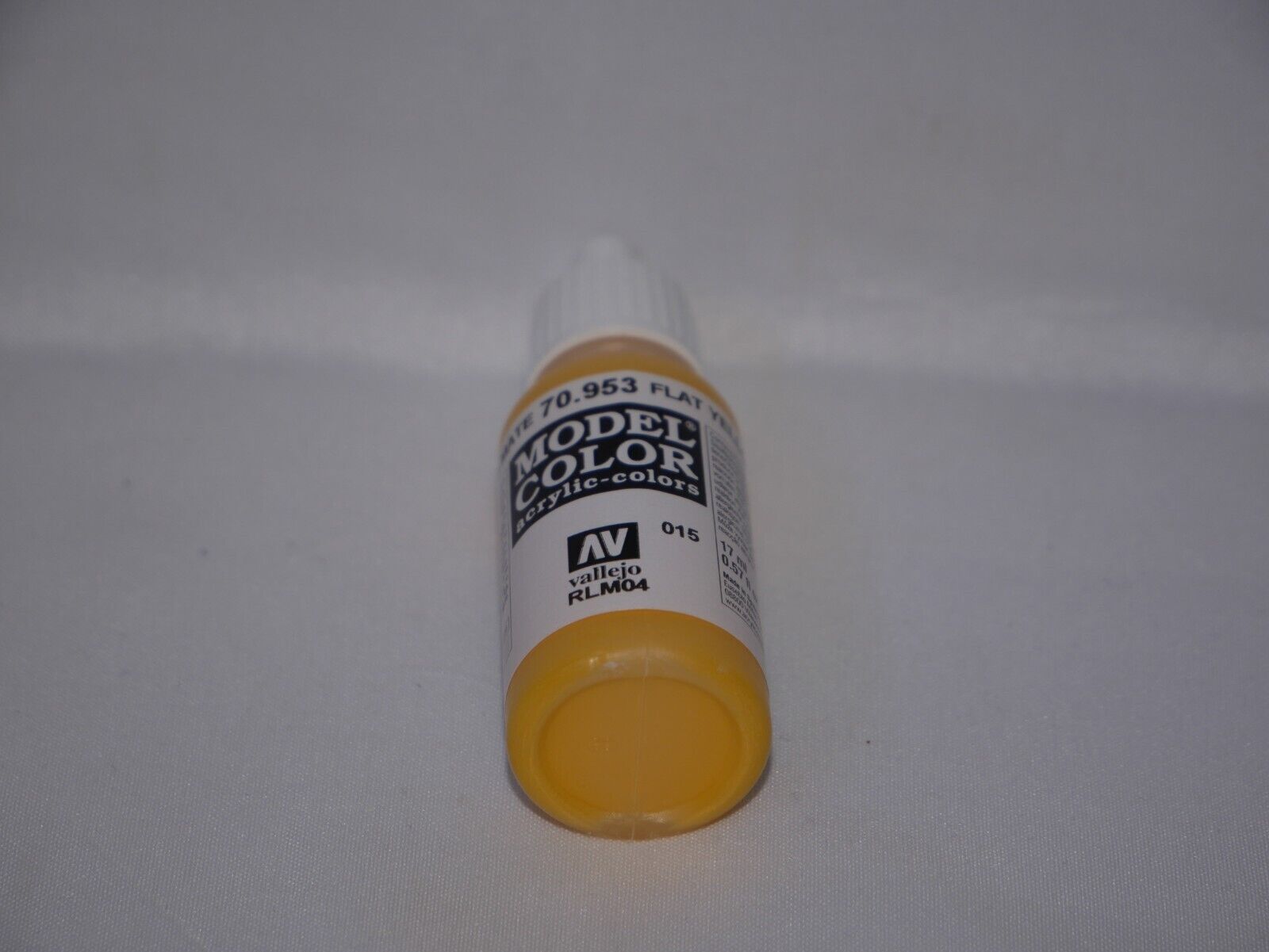 Vallejo Model Color Flat Yellow Acrylic 17ml/0.57 fl oz Dropper Bottle - 70.953