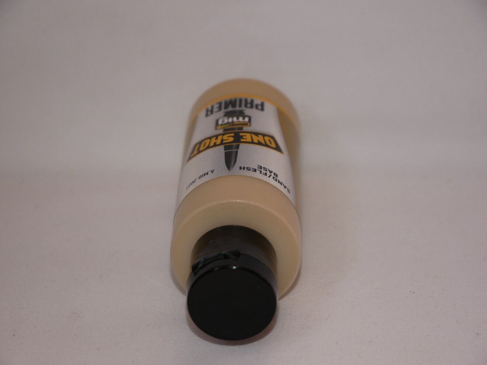 Ammo By Mig Jimenez One Shot Sand/Flesh Self Level Sandable Primer - A.MIG-2027
