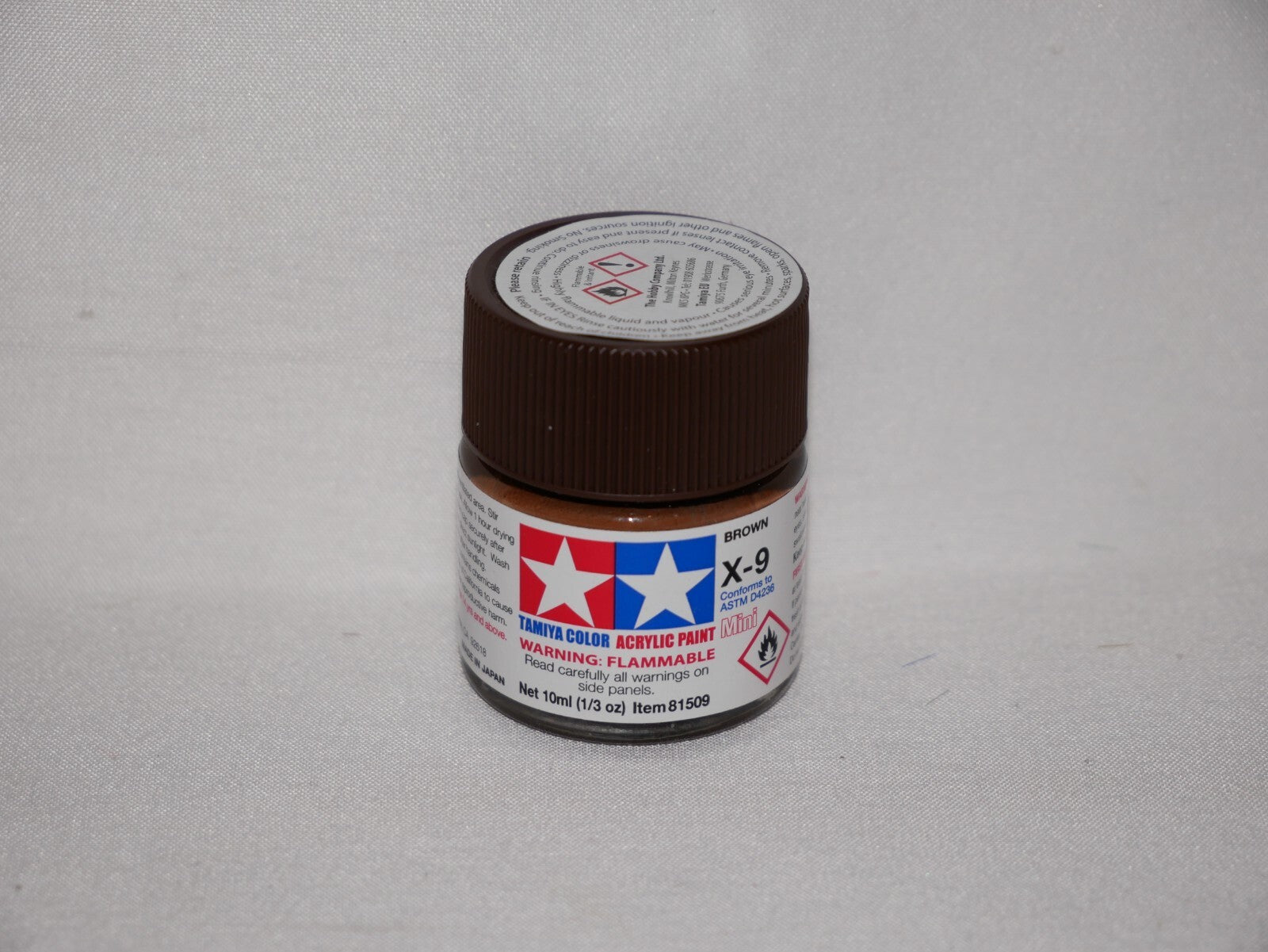 Tamiya Color Acrylic Modeling Paint Mini X-9 Brown 10ml (1/3oz) Glass Jar 81509