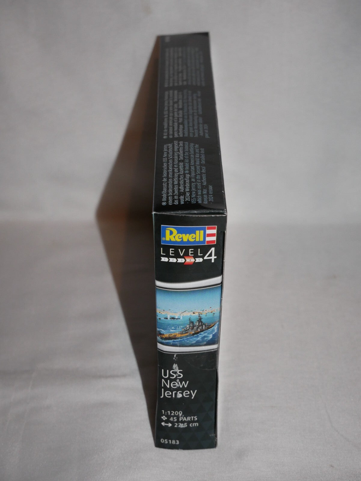 Revell 1:1200 USS New Jersey (BB-62) US Battleship Model Kit Skill Level 4 05183