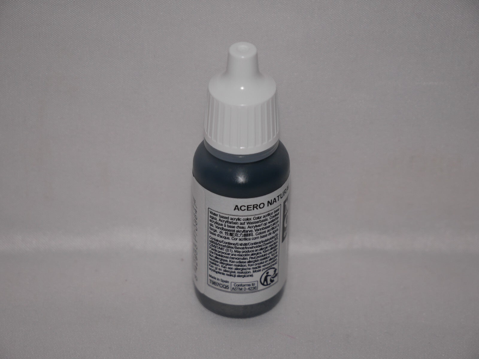 Vallejo Model Color Natural Steel Metallic Acrylic 17ml Dropper Bottle - 70.864