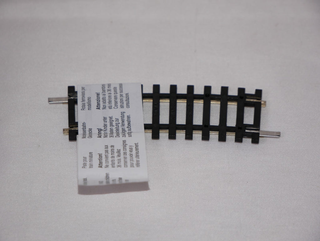 Hornby 1:76 Model Railway Track Single Piece 2nd Radius Half 11.25deg Curve R643