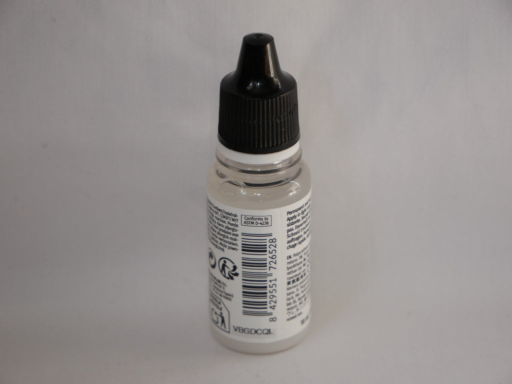 Vallejo Auxiliary Products Satin Polyurethane Varnish 18ml Dropper Bottle 72.652