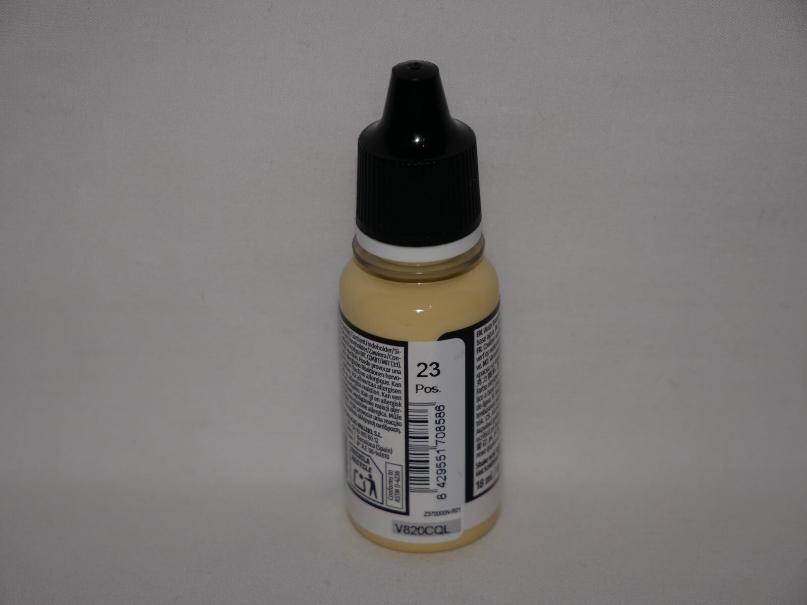 Vallejo Model Color Ice Yellow Acrylic 18ml/0.60 fl oz Dropper Bottle - 70.858