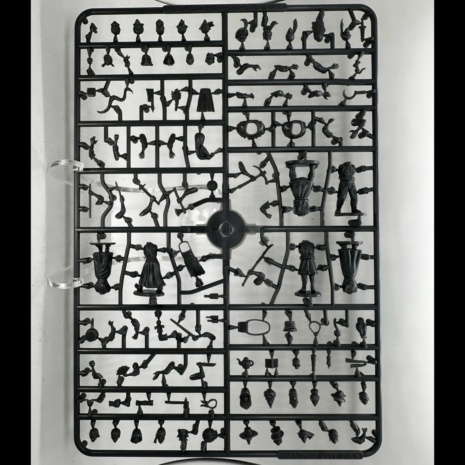 Wargames Atlantic Classic Fantasy 28mm Hard Plastic Villagers Figures - WAACF010