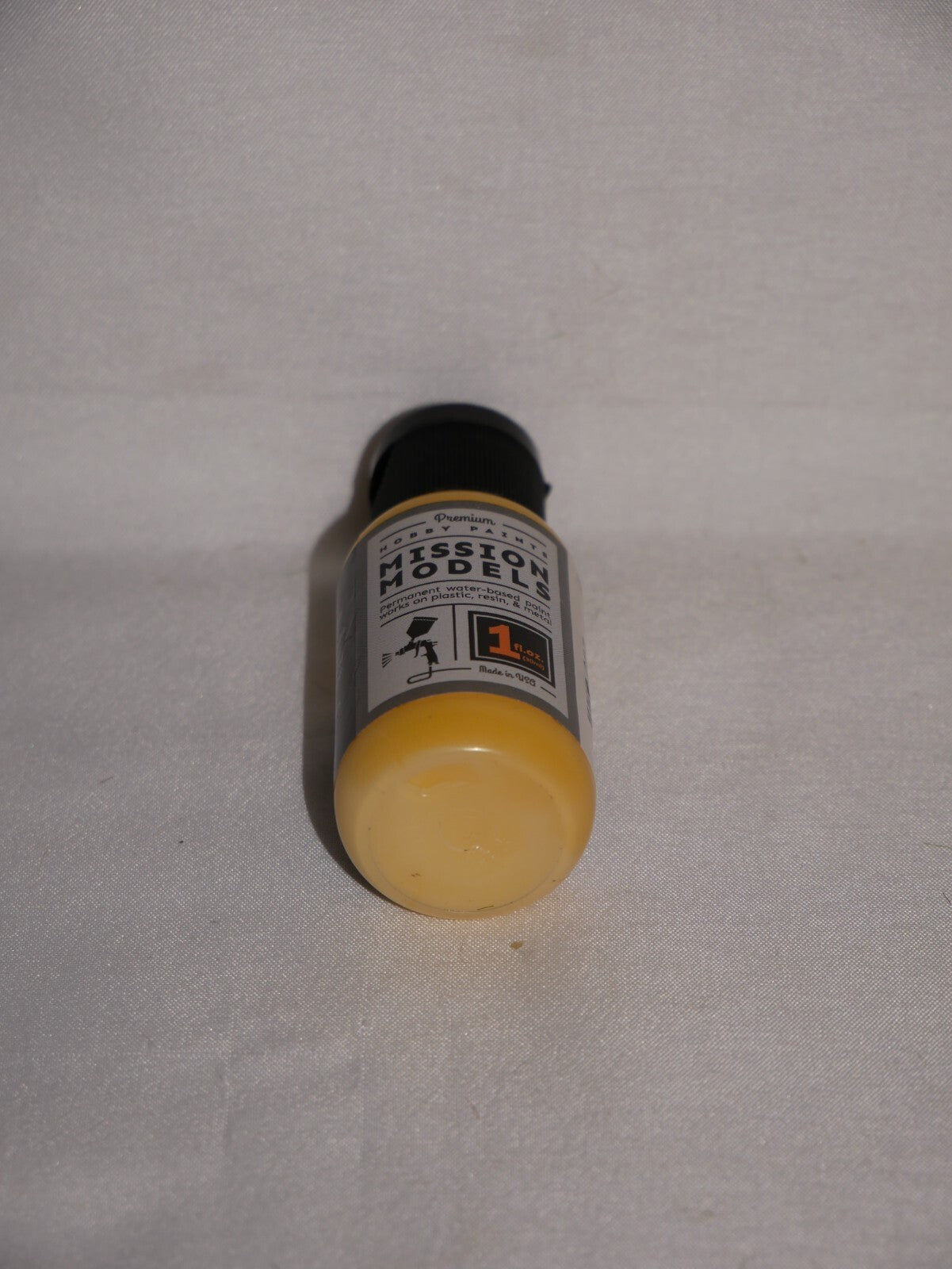 Mission Models Premium Hobby Paints Yellow 30ml / 1 fl oz Bottle (MMP - 007)