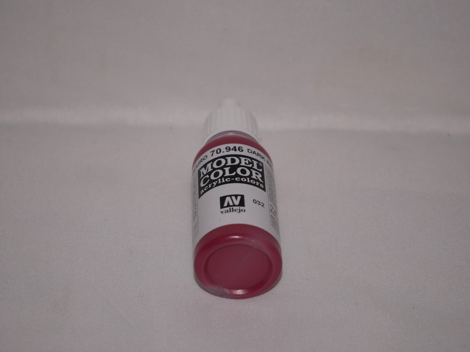 Vallejo Model Color Dark Red Acrylic 17ml/0.57 fl oz Dropper Bottle 70.946