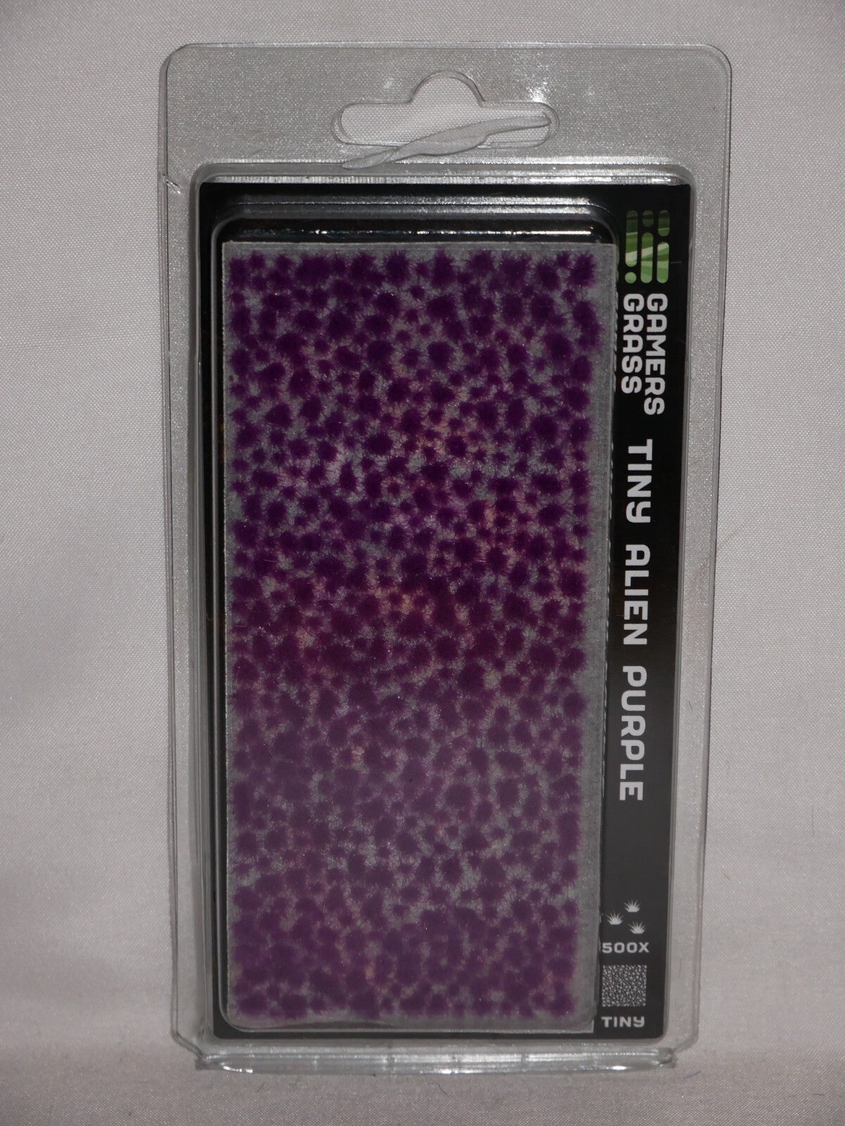 Gamers Grass Tiny Alien Purple 2mm Tufts For Gaming Bases 500 Per Pack GGTT-PU