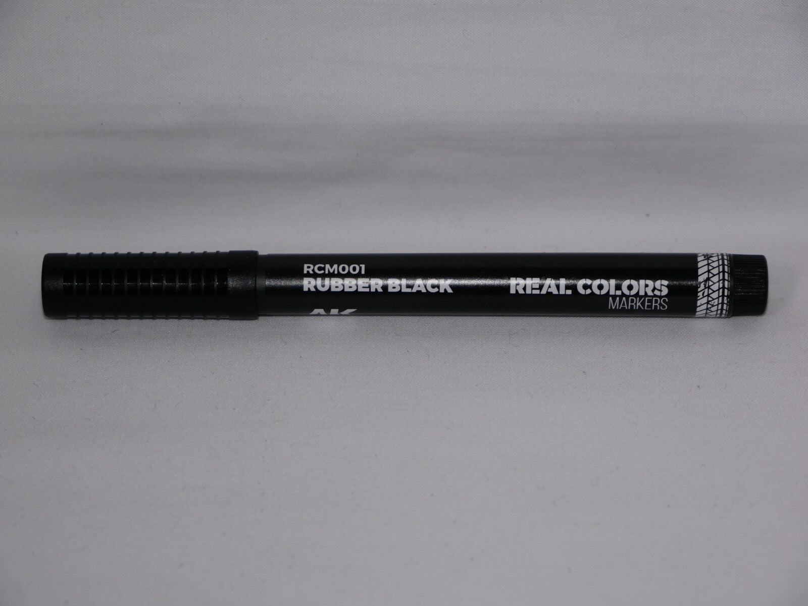 AK Interactive Real Colors Acrylic Fast Dry Paint Marker Pen Rubber Black RCM001