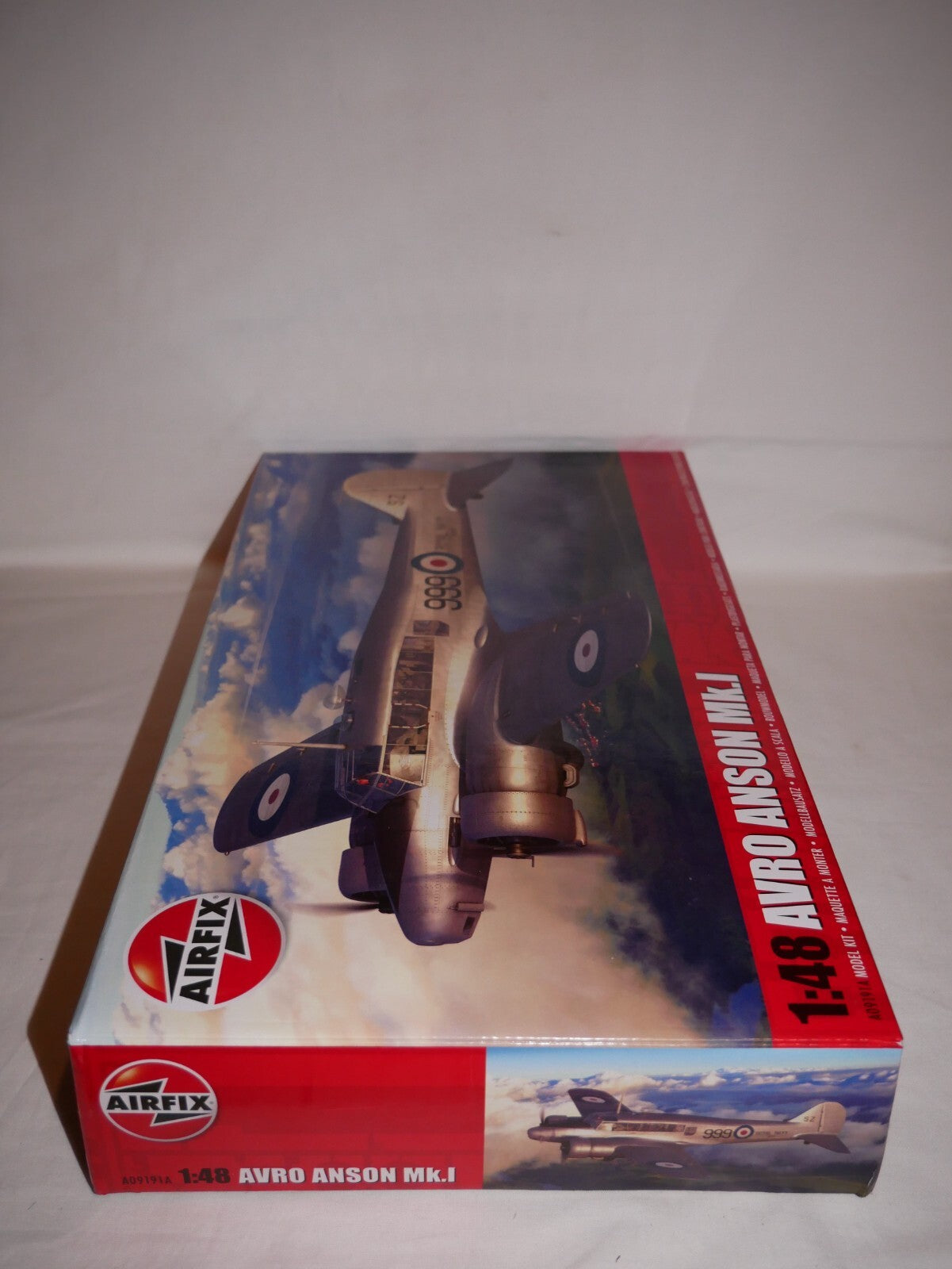 Airfix 1:48 Scale Avro Anson Mk.I Model Aircraft Kit Skill Level 2 - A09191A