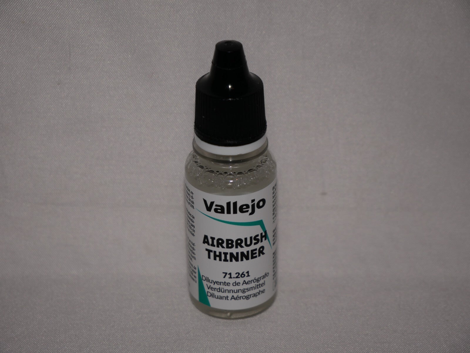 Vallejo Auxiliary Products Airbrush Thinner 18ml Dropper Bottle - 71.261