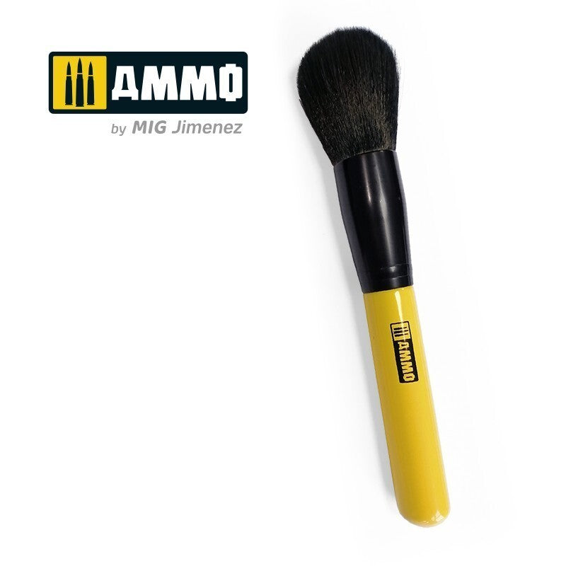 Ammo By Mig Jimenez Ultra-Fine Synthetic Dust Remover Brush Size 2 - A.MIG-8576