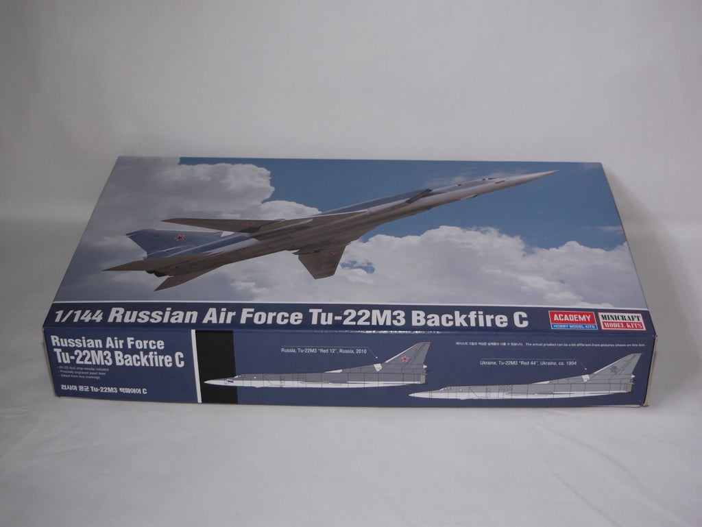 Academy 1:144 Russian Air Force Tupolev TU-22M3 Backfire C Skill Level 4 - 12636