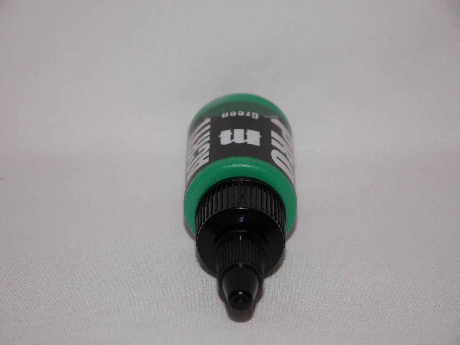 Monument Hobbies Pro Acryl Acrylic Paint Range Green 22ml Twist Bottle - MPA-004