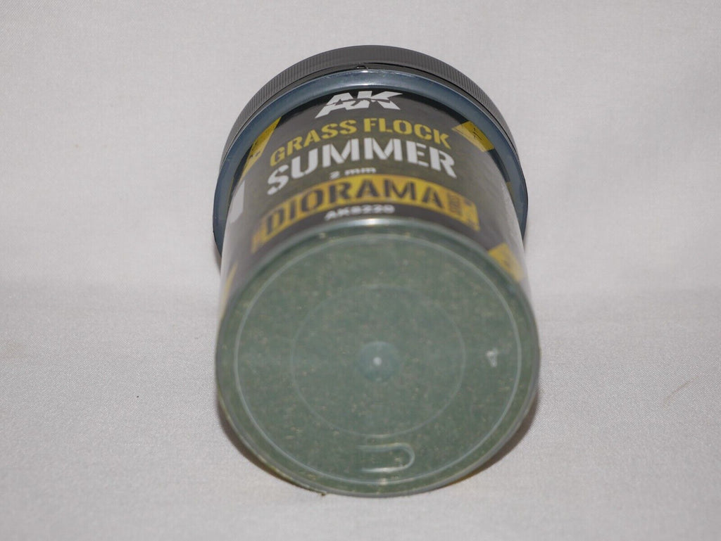 AK Interactive Diorama Series 2mm Summer Grass Flock 250ml Plastic Tub - AK8220
