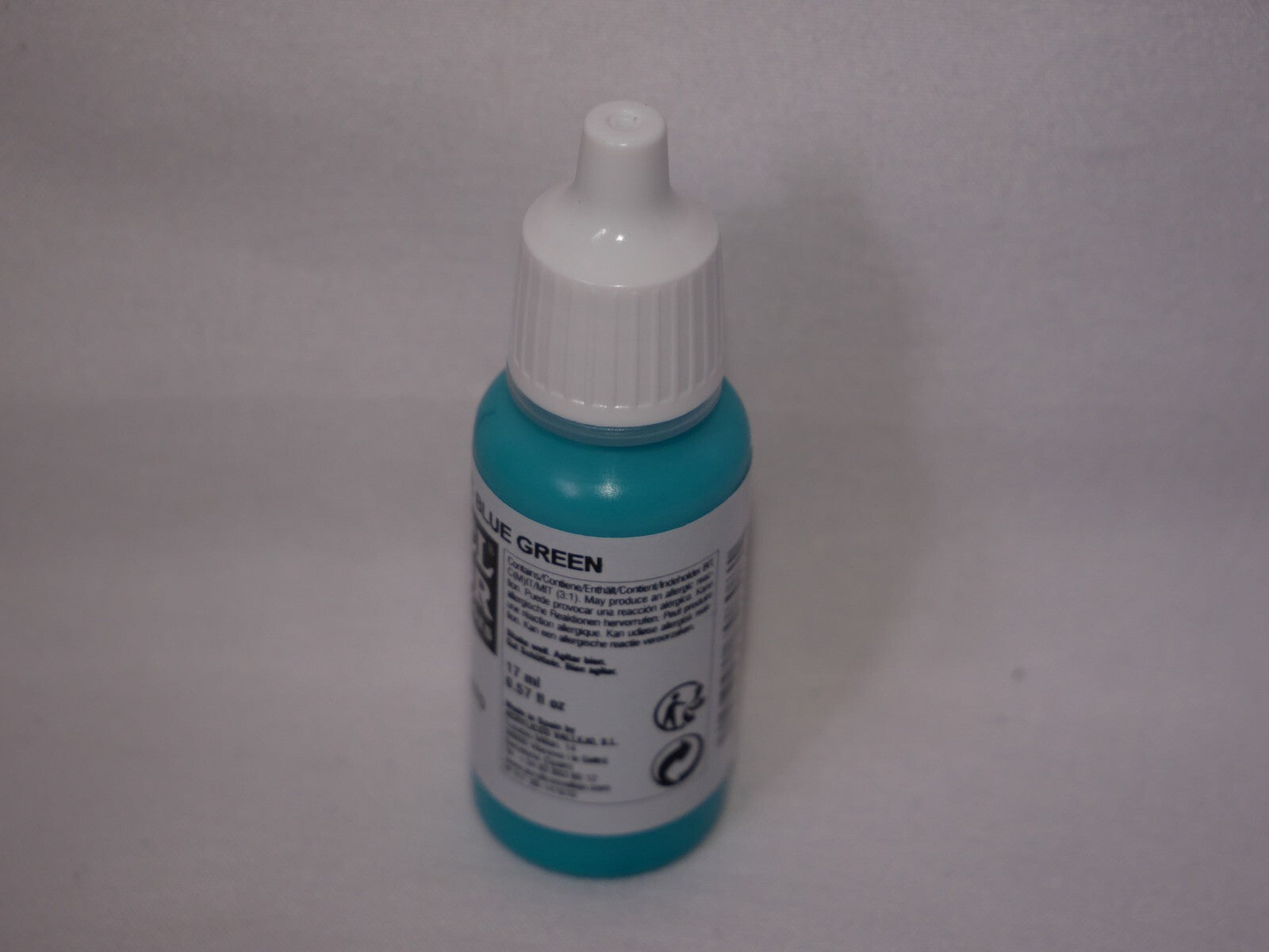 Vallejo Model Color Blue Green Acrylic 17ml/0.57 fl oz Dropper Bottle - 70.808